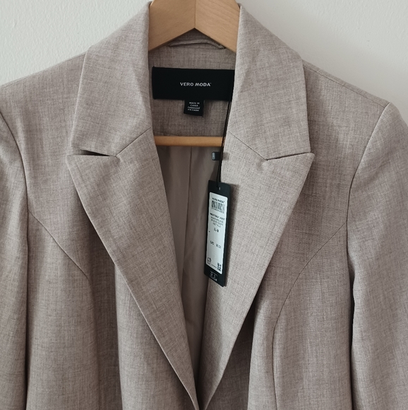 NWT Vero Moda Beige Blazer "Sally Jacket" in 'Mink/Beige Melange' - Picture 6 of 16